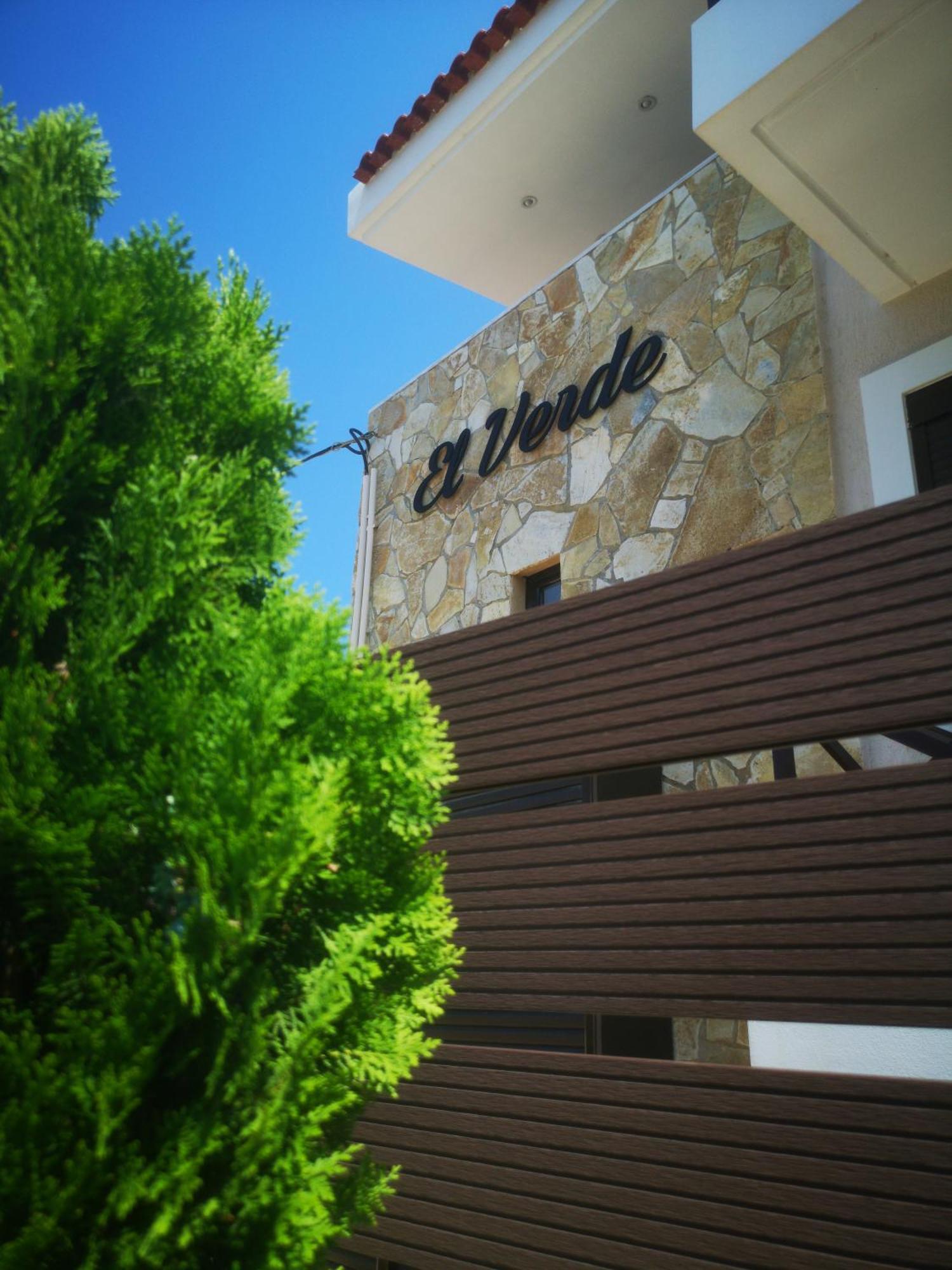 El Verde Apartments Skála Екстериор снимка
